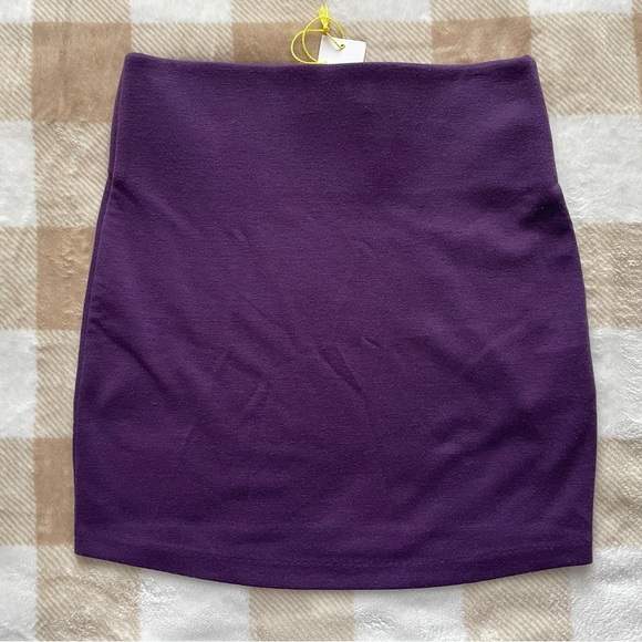 BCBG Purple Pencil Skirt - Picture 5 of 5